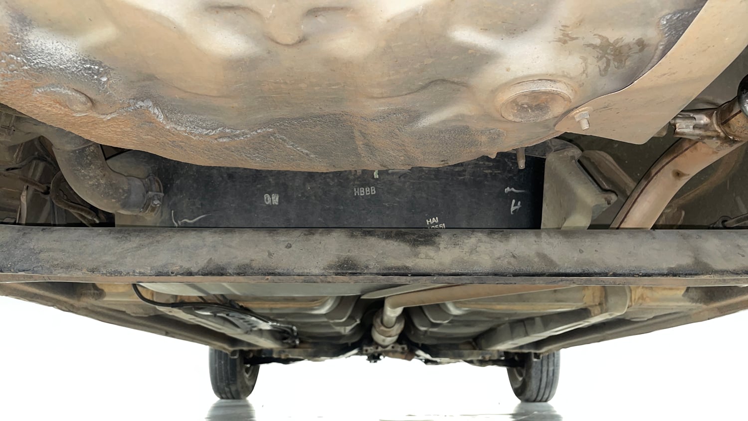 Used 2012 Hyundai i10 Sportz 1.2 Kappa2 Petrol Manual extra REAR UNDERBODY VIEW (TAKEN FROM REAR)