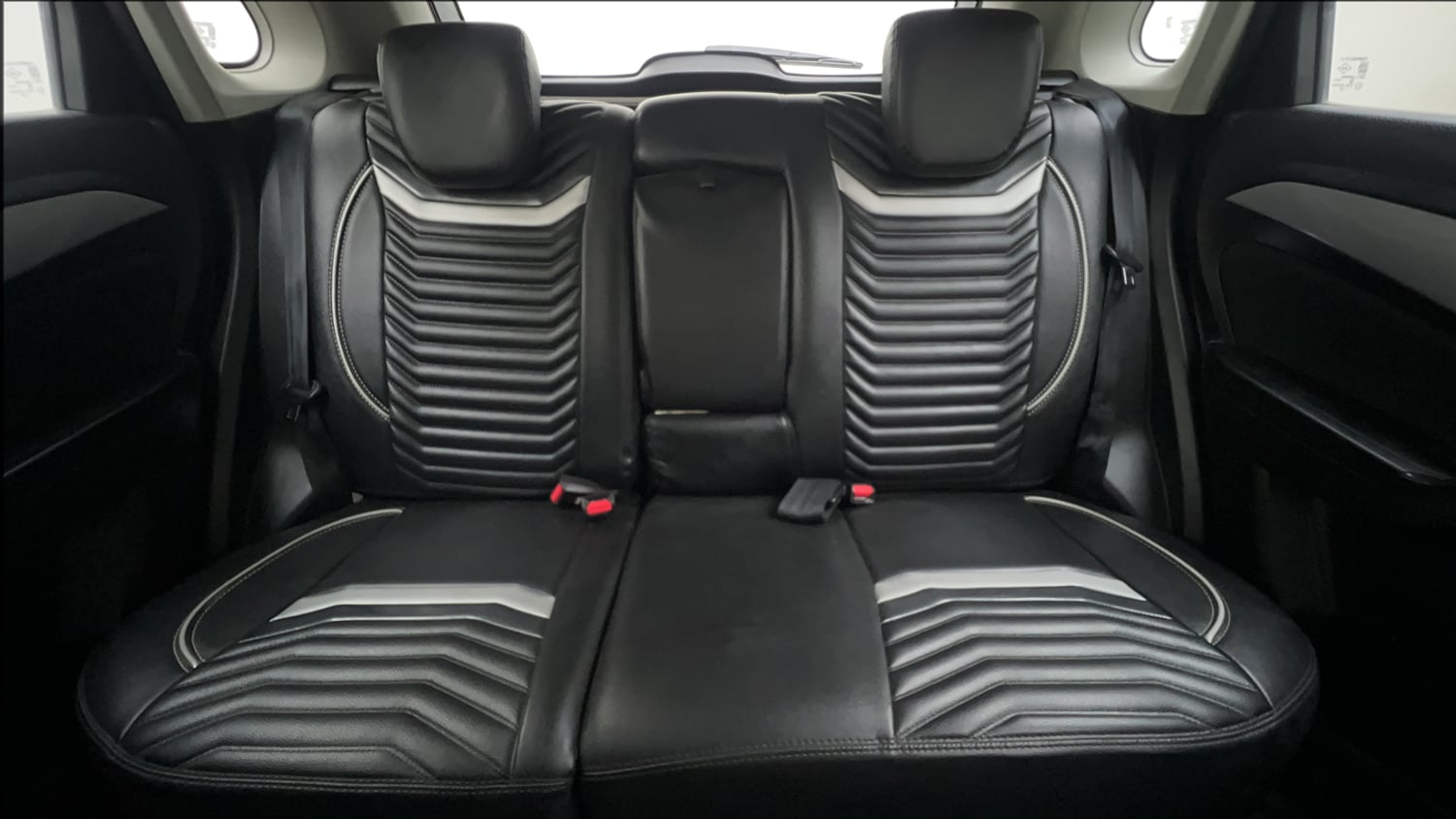 Used 2021 Maruti Suzuki Vitara Brezza ZXi Plus AT SHVS Petrol Automatic interior REAR SEAT CONDITION VIEW