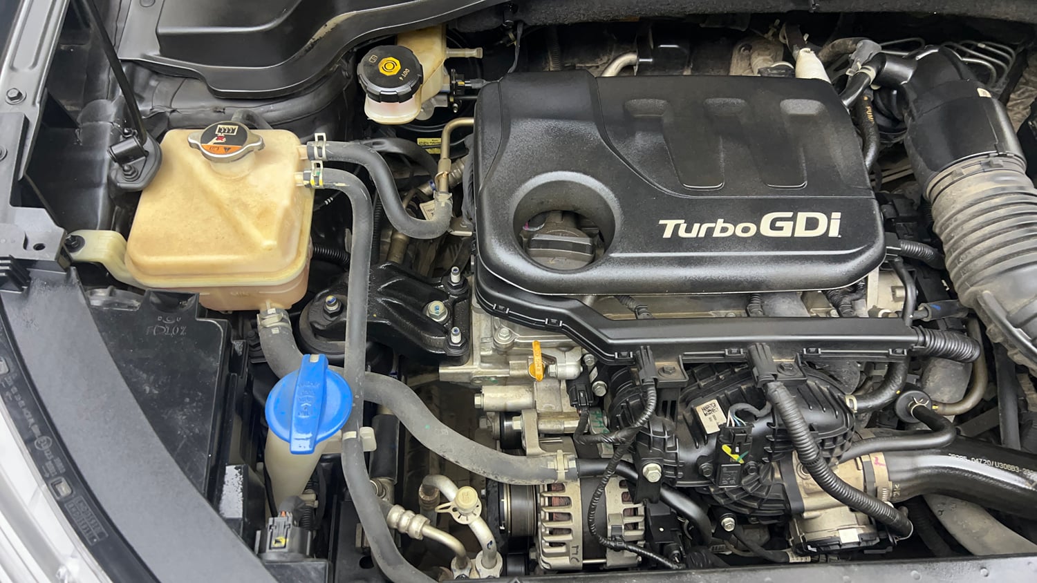 Used 2023 Kia Sonet X Line 1.0 DCT Petrol Automatic engine ENGINE RIGHT SIDE VIEW