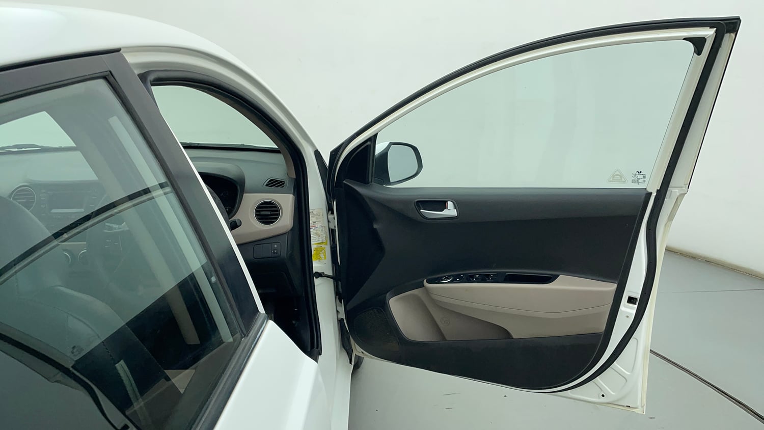 Used 2014 Hyundai Xcent S 1.2 (O) Petrol Manual interior RIGHT FRONT DOOR OPEN VIEW