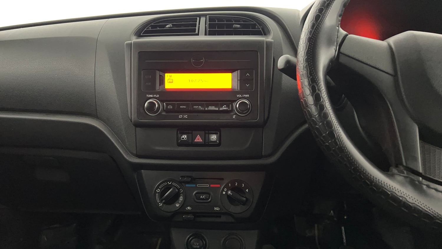 Used 2024 Maruti Suzuki Alto K10 VXi Petrol Manual interior MUSIC SYSTEM & AC CONTROL VIEW
