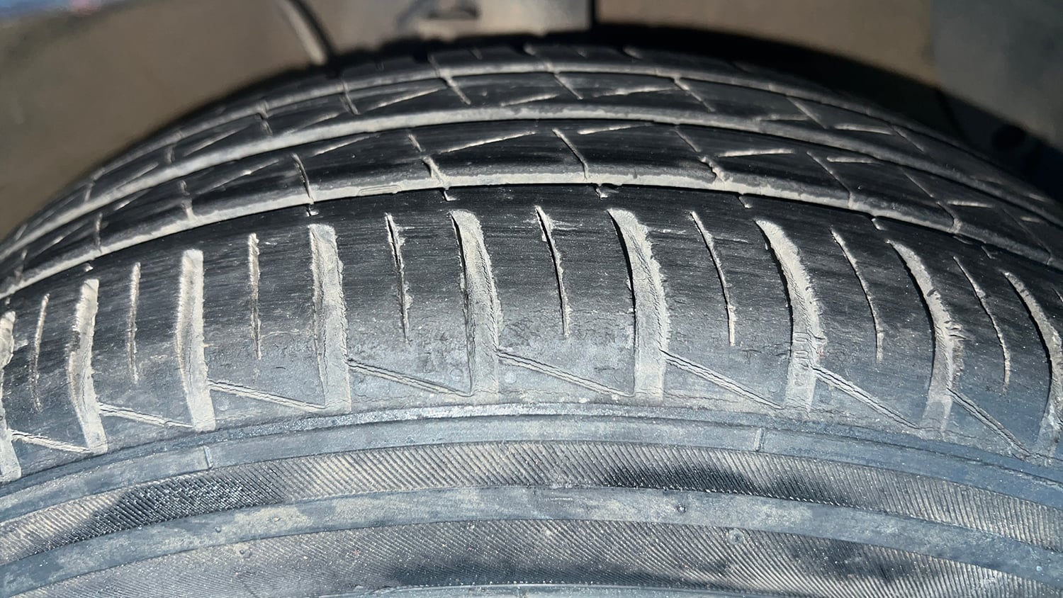 Used 2019 Hyundai Grand i10 Nios Magna AMT 1.2 Kappa VTVT Petrol Automatic tyres RIGHT FRONT TYRE TREAD VIEW