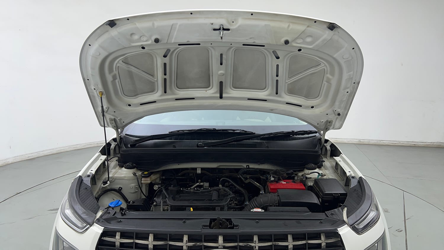 Used 2022 Hyundai Venue S 1.2 Petrol Petrol Manual engine ENGINE & BONNET OPEN FRONT VIEW