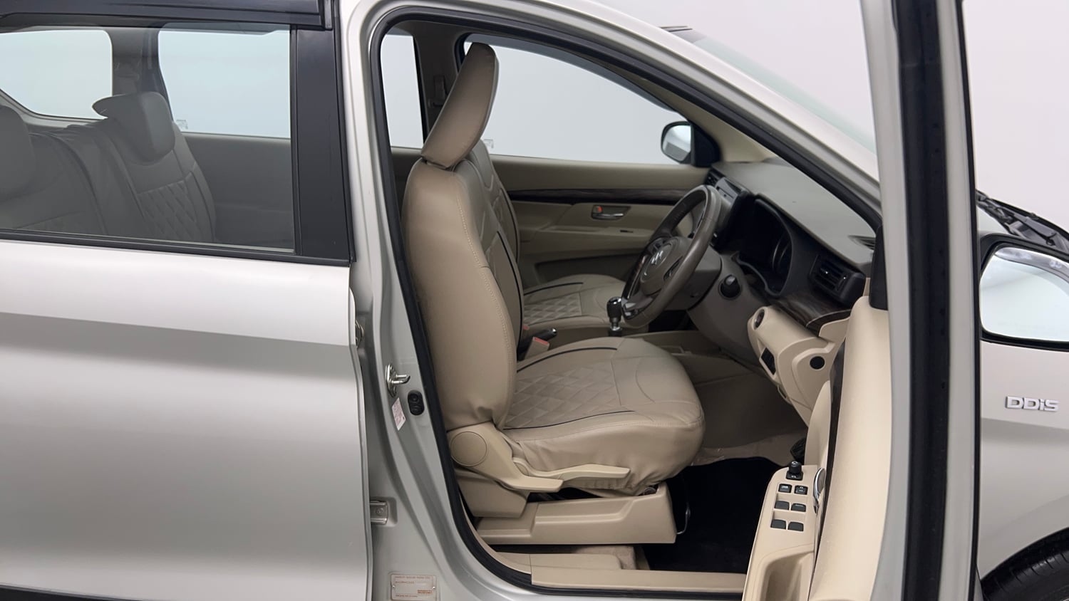 Used 2019 Maruti Suzuki Ertiga ZDi Plus 1.5 Diesel Diesel Manual interior RIGHT SIDE FRONT DOOR CABIN VIEW