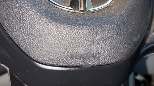 Used 2023 Tata Tiago XTA Petrol Automatic top_features Airbags