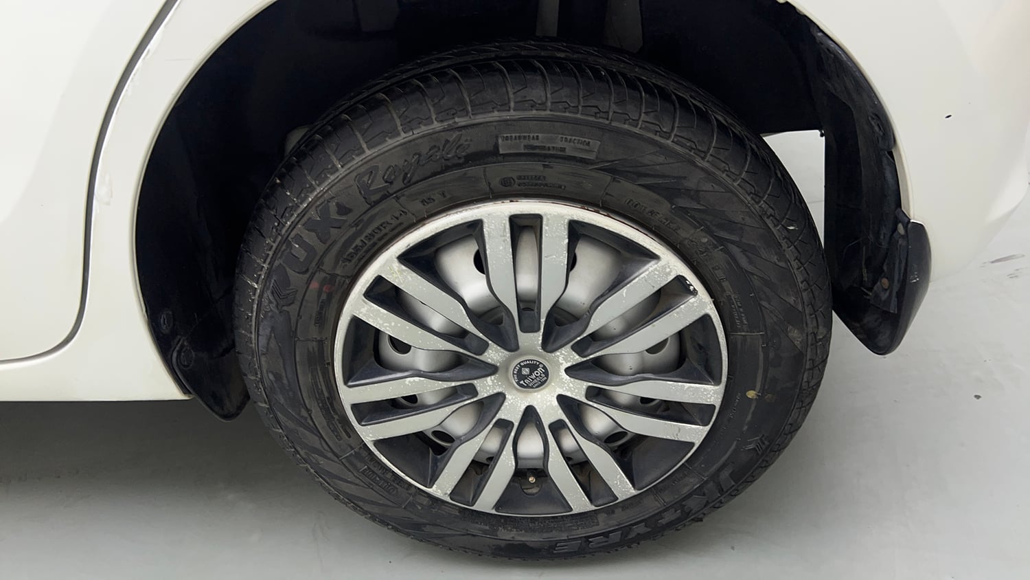 Used 2023 Maruti Suzuki Swift LXi Petrol Manual tyres LEFT REAR TYRE RIM VIEW