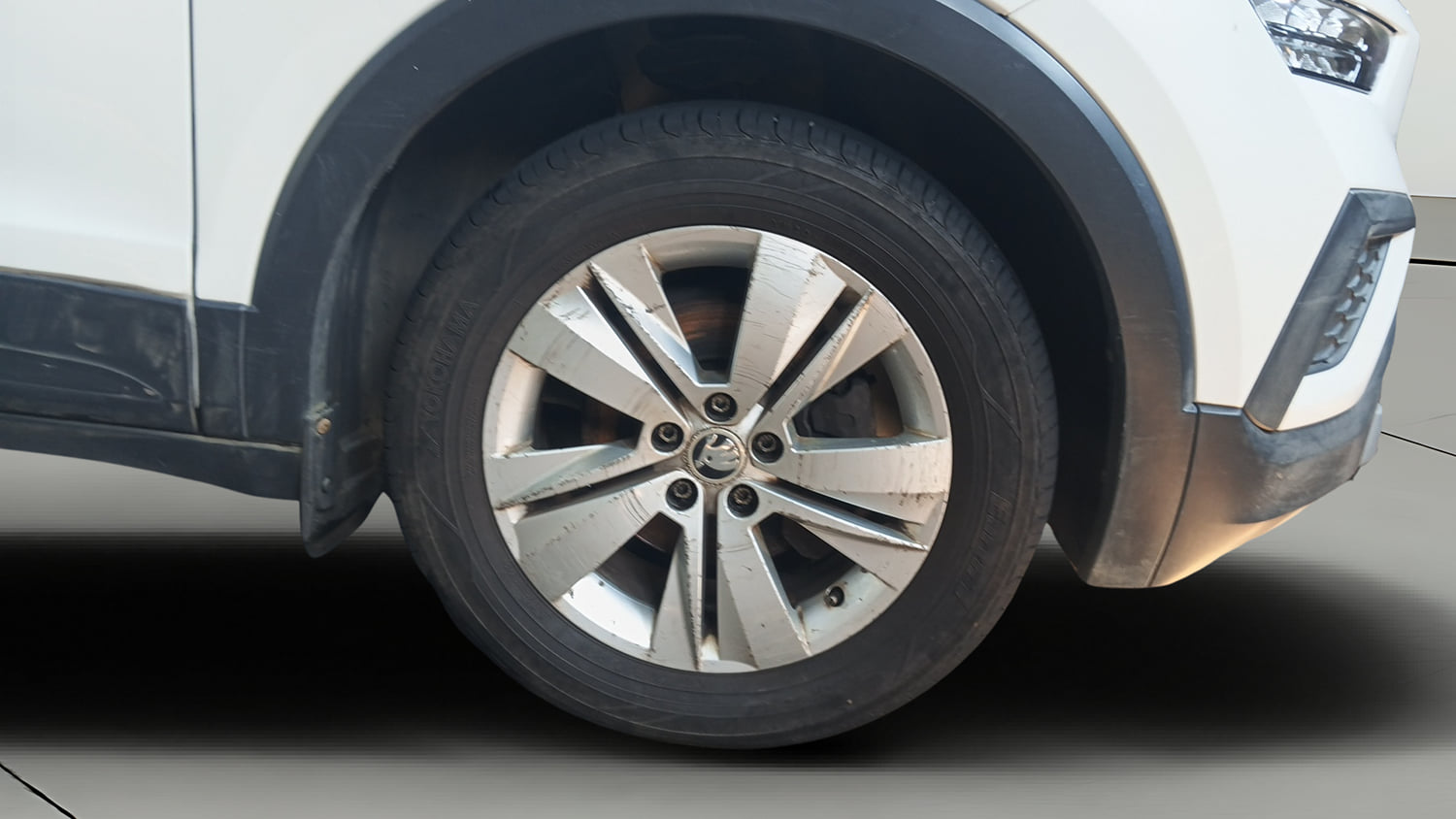 Used 2021 Skoda Kushaq Active 1.0 TSI MT Petrol Manual tyres RIGHT FRONT TYRE RIM VIEW