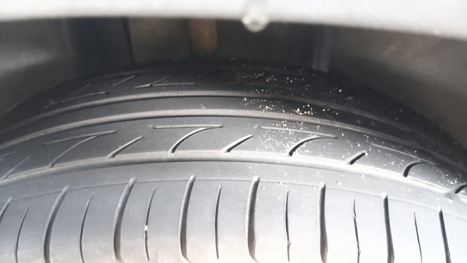 Used 2021 Skoda Kushaq Active 1.0 TSI MT Petrol Manual tyres RIGHT REAR TYRE TREAD VIEW