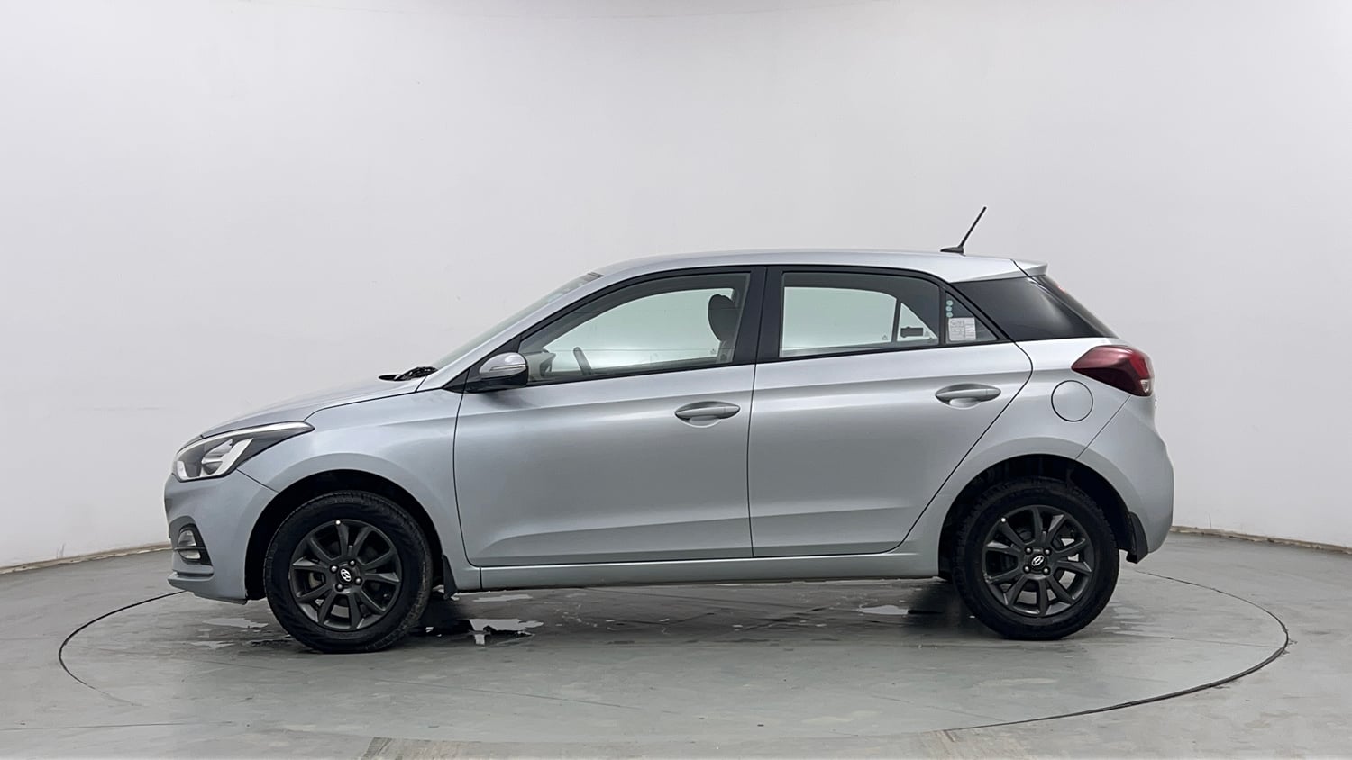 Used 2019 Hyundai Elite i20 Sportz Plus 1.2 Petrol Manual exterior LEFT SIDE VIEW