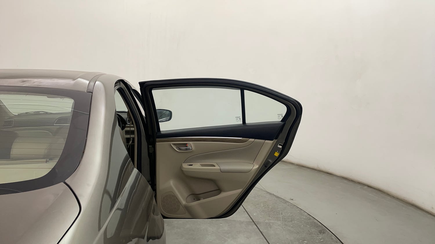 Used 2019 Maruti Suzuki Ciaz Alpha Hybrid 1.5 Petrol Manual interior RIGHT REAR DOOR OPEN VIEW
