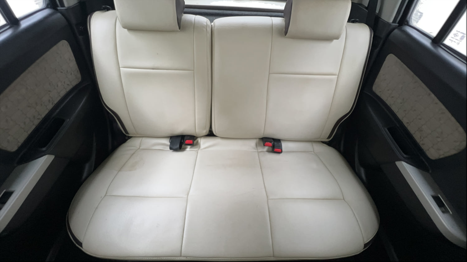 Used 2014 Maruti Suzuki Wagon R VXI Petrol Manual interior REAR SEAT CONDITION VIEW