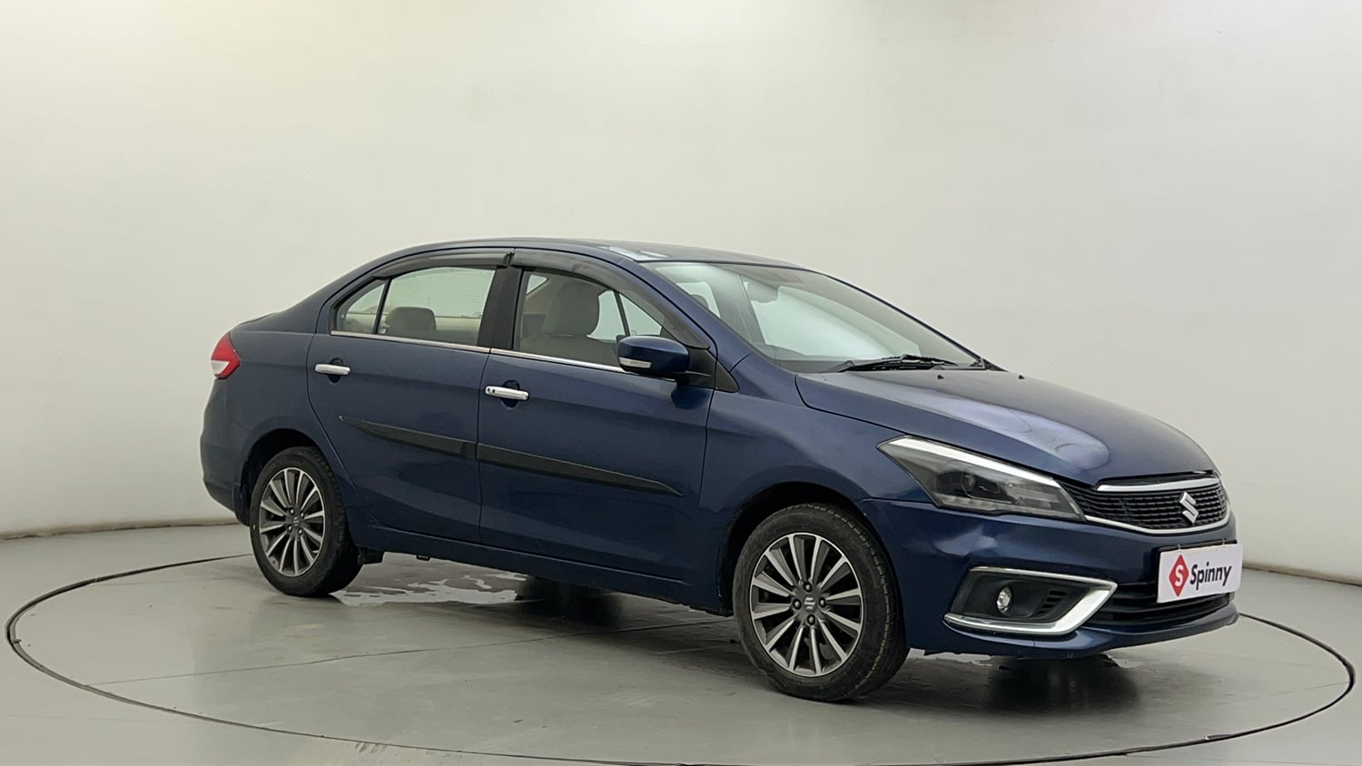 Used 2020 Maruti Suzuki Ciaz Alpha 1.5 AT Petrol Automatic exterior RIGHT FRONT CORNER VIEW