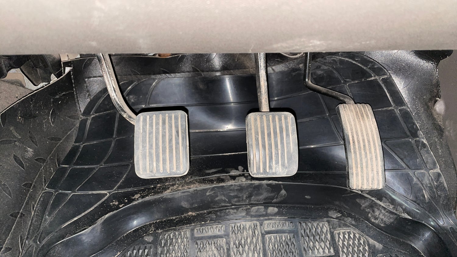 Used 2012 Hyundai i10 Sportz 1.2 Kappa2 Petrol Manual interior PEDALS VIEW
