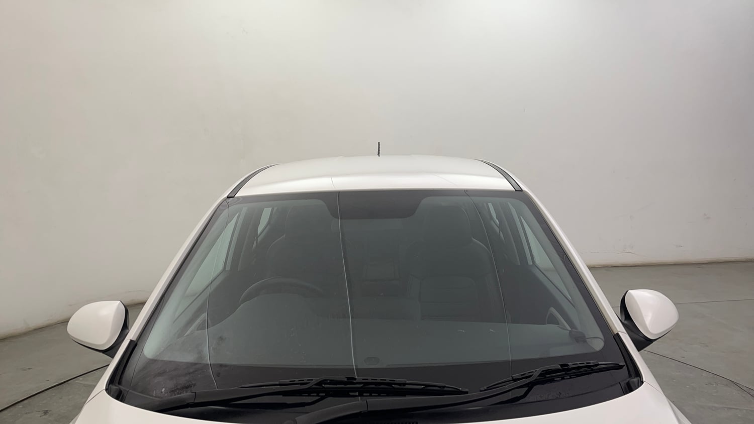 Used 2022 Hyundai Aura S 1.2 CNG Cng Manual exterior FRONT WINDSHIELD VIEW
