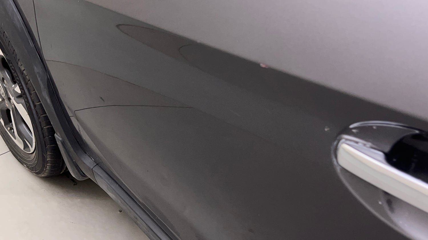 Used 2018 Honda BR-V V Petrol Petrol Manual dents MINOR SCRATCH