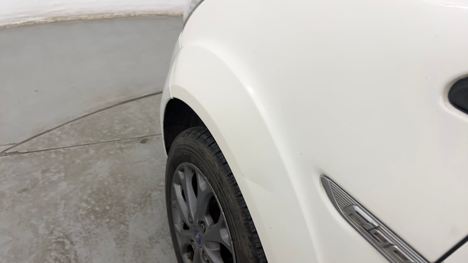 Used 2015 Ford Figo Duratec Petrol Titanium 1.2 Petrol Manual dents MINOR SCRATCH