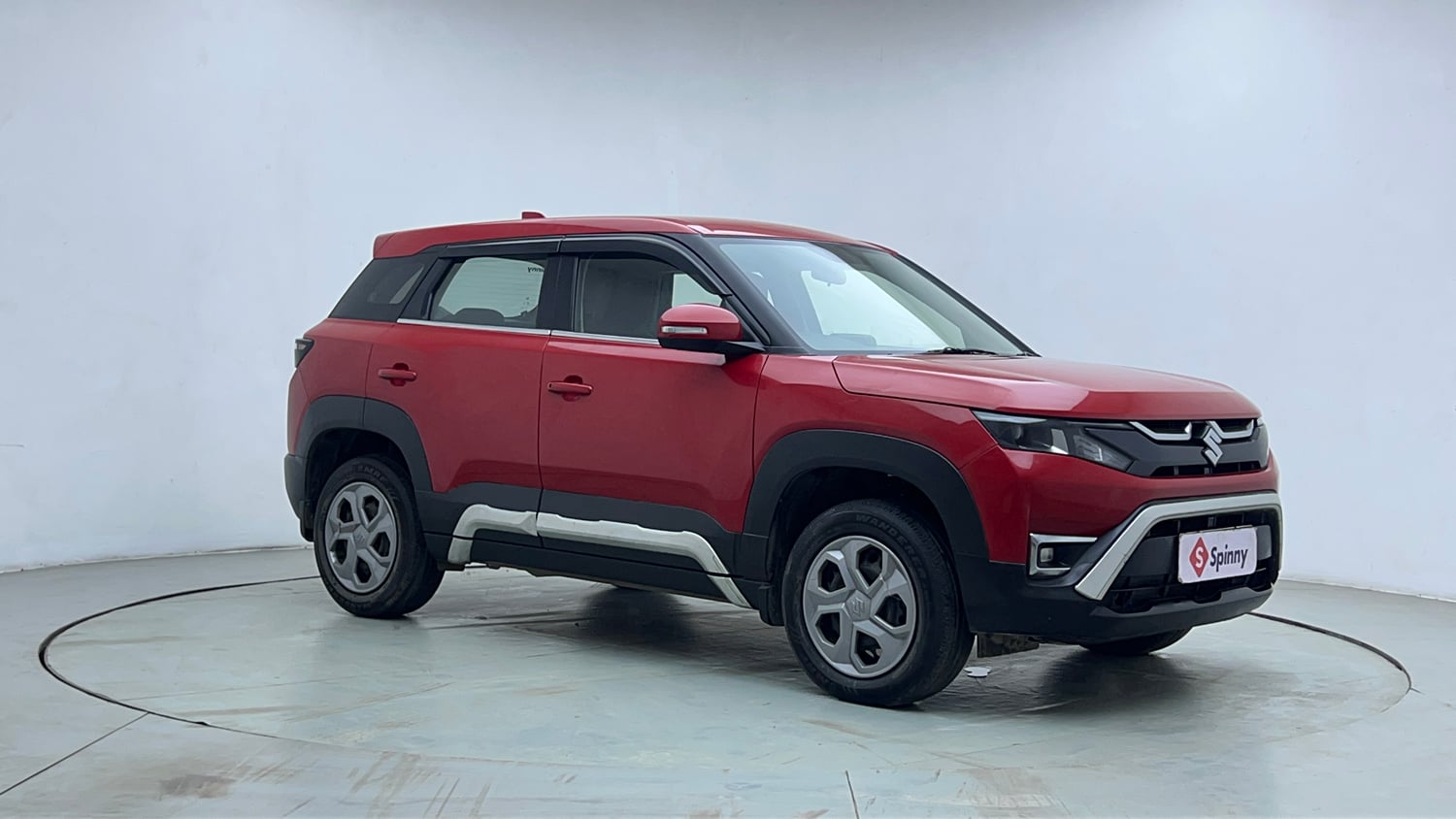 Used 2022 Maruti Suzuki Brezza Vxi AT Petrol Automatic exterior RIGHT FRONT CORNER VIEW