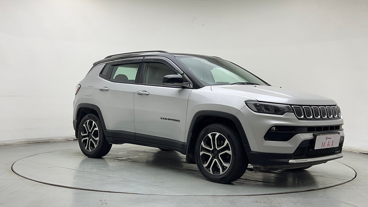 Used 2022 Jeep Compass Limited (O) 1.4 Petrol DCT Petrol Automatic exterior RIGHT FRONT CORNER VIEW