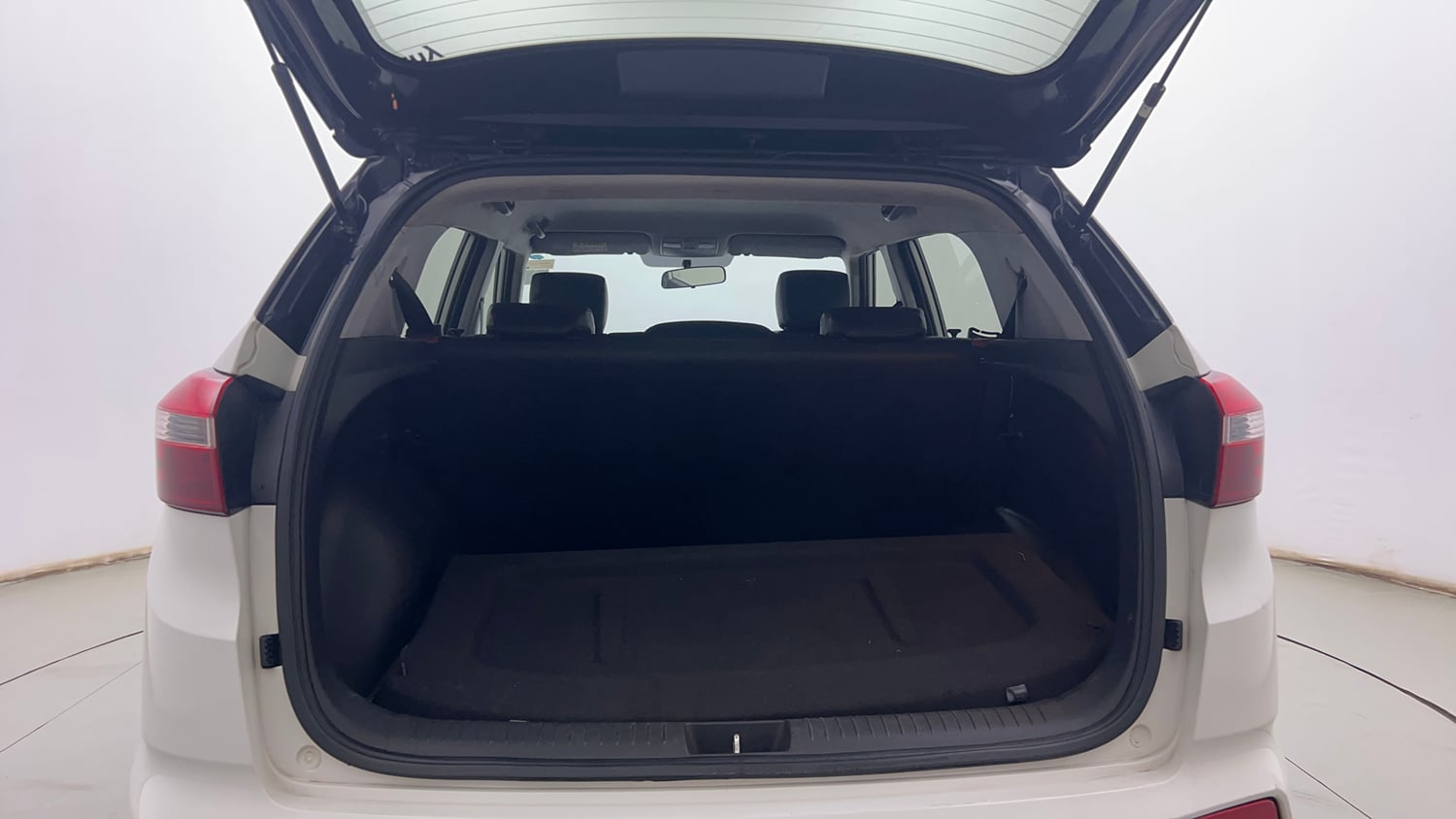Used 2017 Hyundai Creta 1.6 SX Plus Petrol Special Edition Petrol Manual interior DICKY INSIDE VIEW