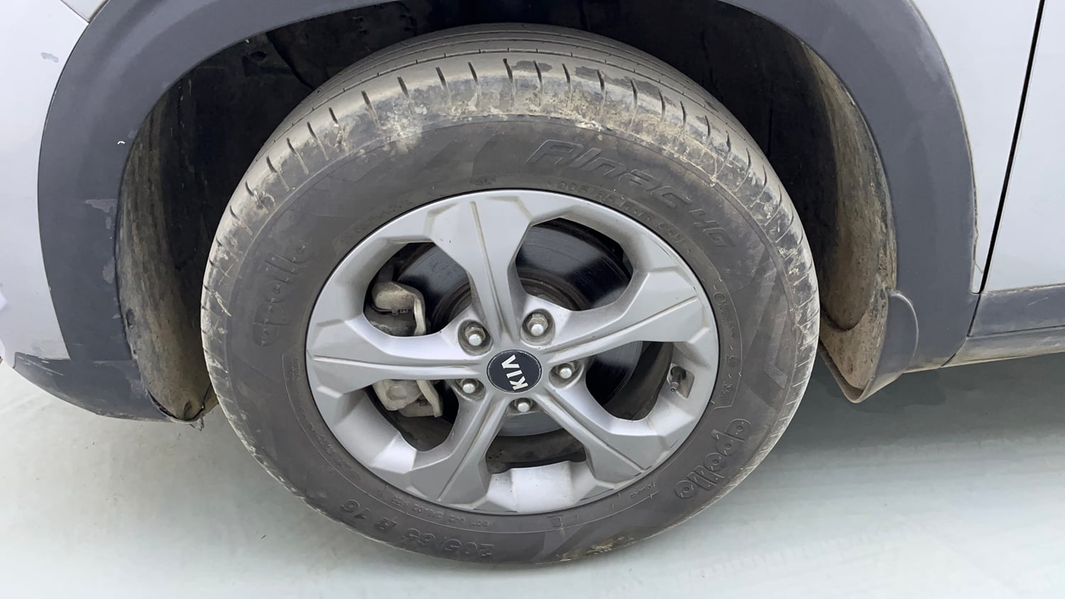 Used 2019 Kia Seltos HTK Plus 1.5 Diesel Diesel Manual tyres LEFT FRONT TYRE RIM VIEW