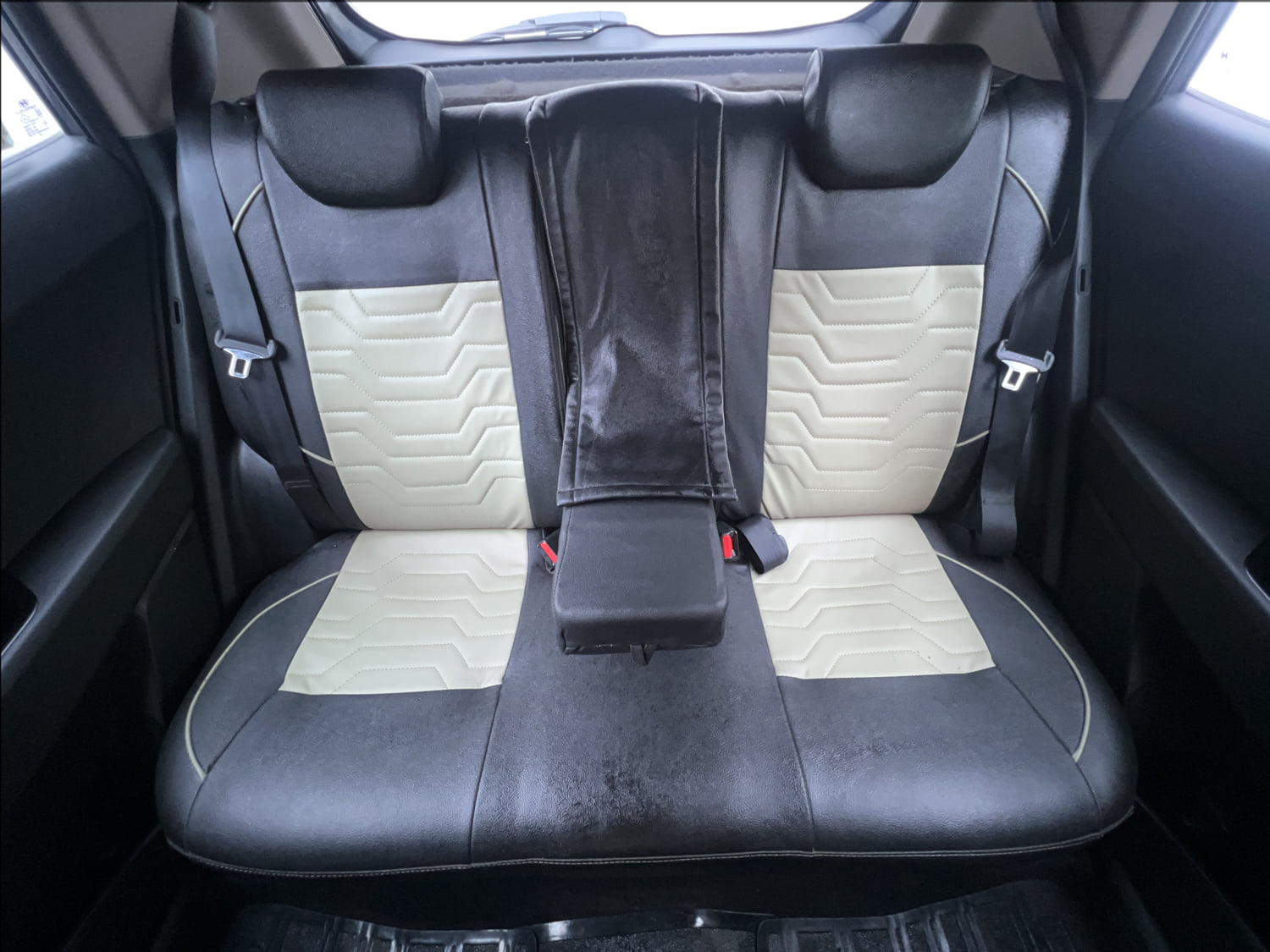 Used 2016 Hyundai Creta 1.6 SX Plus Petrol Petrol Manual interior REAR SEAT CONDITION VIEW