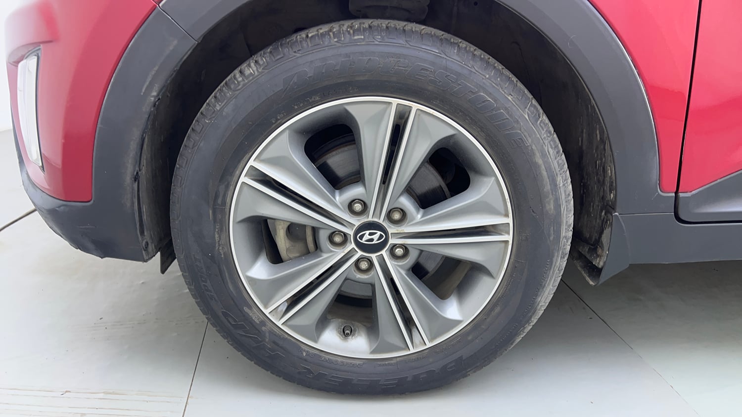 Used 2018 Hyundai Creta SX Plus 1.6 AT Petrol Petrol Automatic tyres LEFT FRONT TYRE RIM VIEW