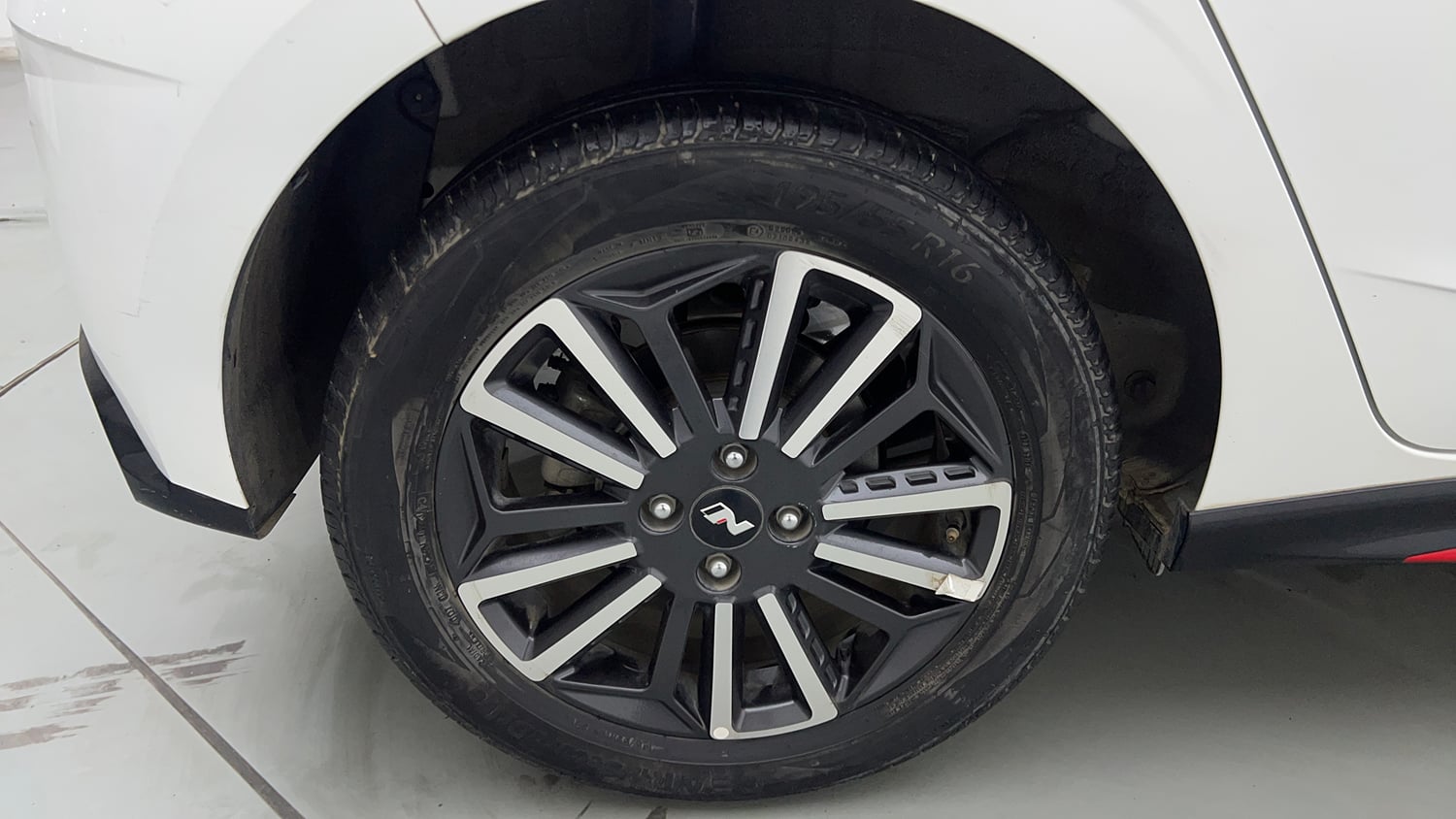 Used 2023 Hyundai i20 N Line N8 1.0 Turbo iMT Petrol Manual tyres RIGHT REAR TYRE RIM VIEW