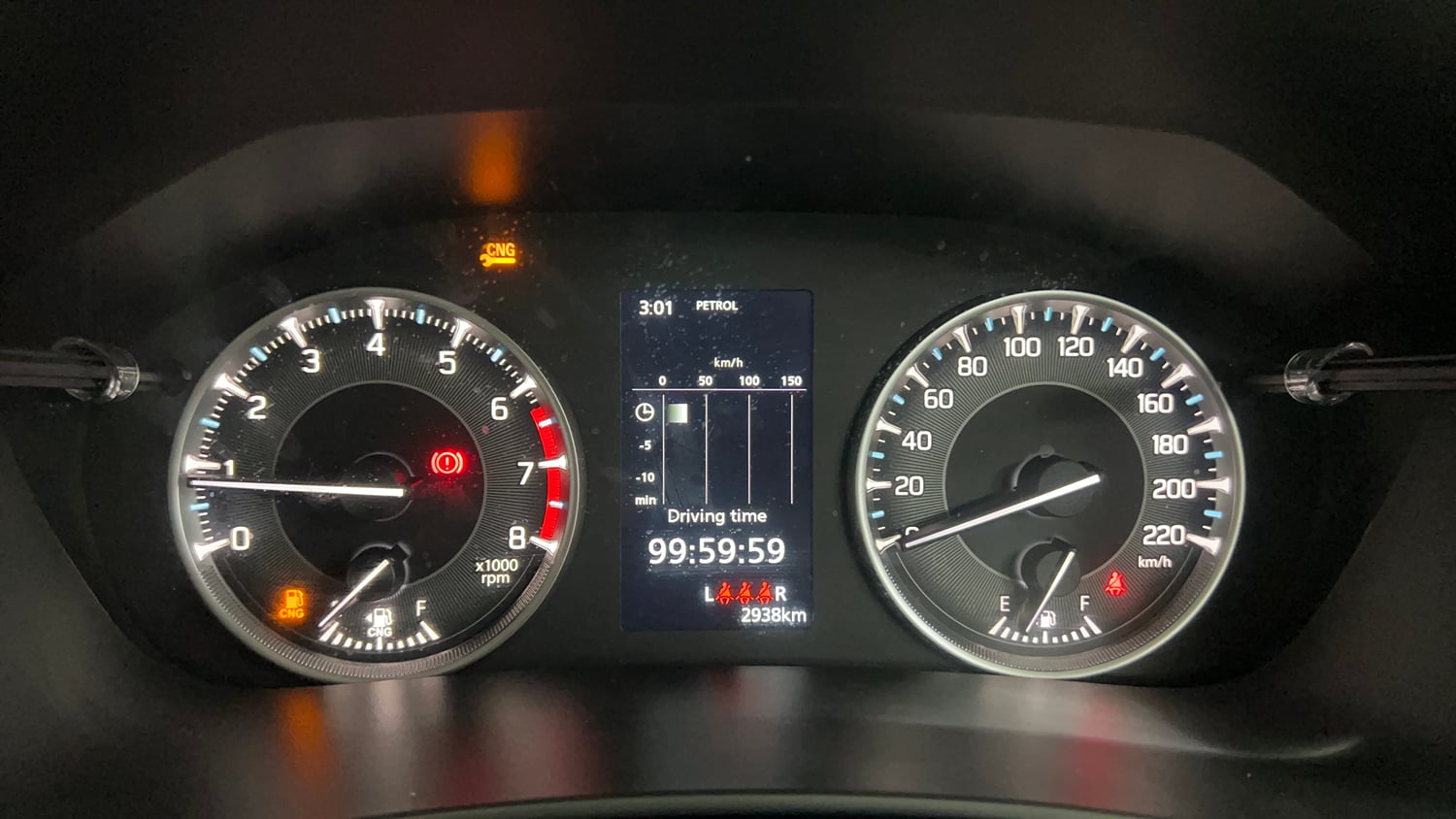 Used 2025 Maruti Suzuki Victoris VXI CNG MT 2W Cng Manual interior CLUSTERMETER VIEW