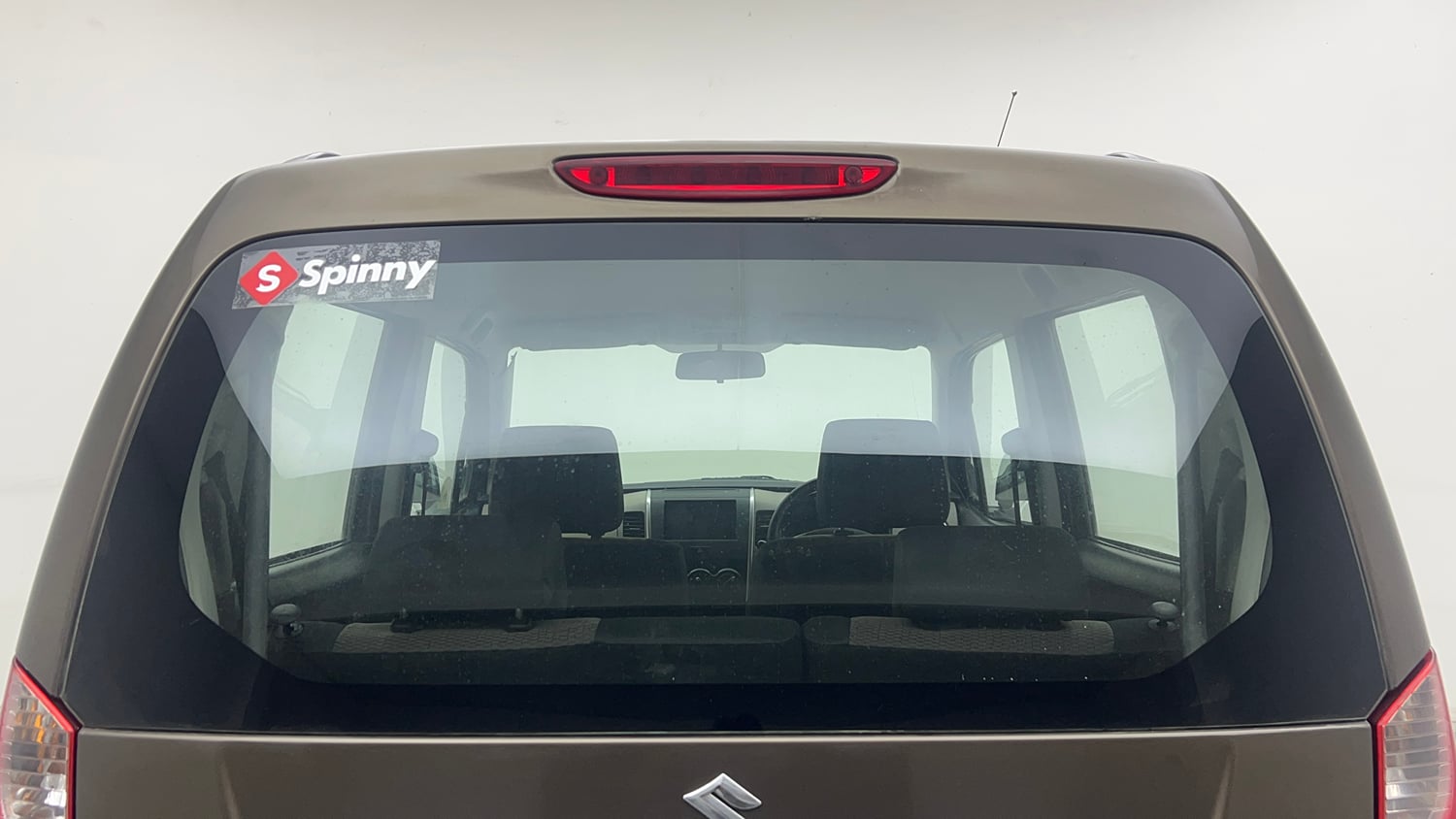 Used 2014 Maruti Suzuki Wagon R LXI CNG Cng Manual exterior BACK WINDSHIELD VIEW