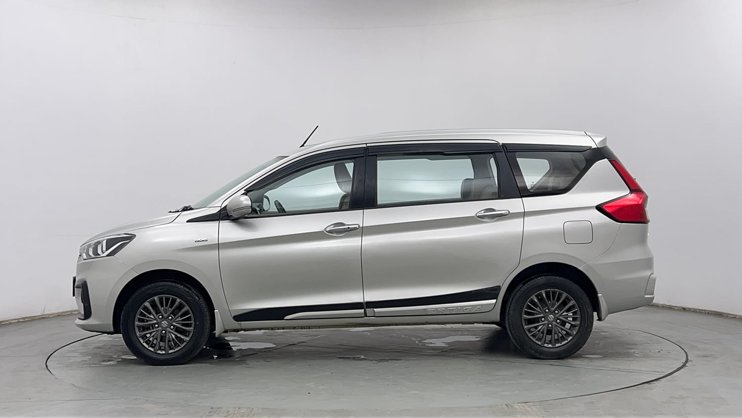 Used 2019 Maruti Suzuki Ertiga ZDi Plus 1.5 Diesel Diesel Manual exterior LEFT SIDE VIEW