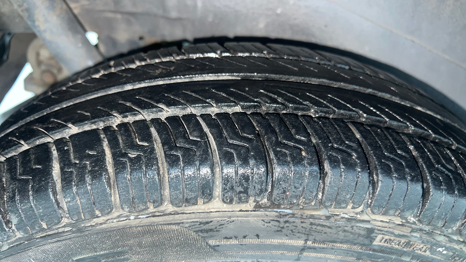 Used 2014 Maruti Suzuki Wagon R LXI CNG Cng Manual tyres RIGHT REAR TYRE TREAD VIEW