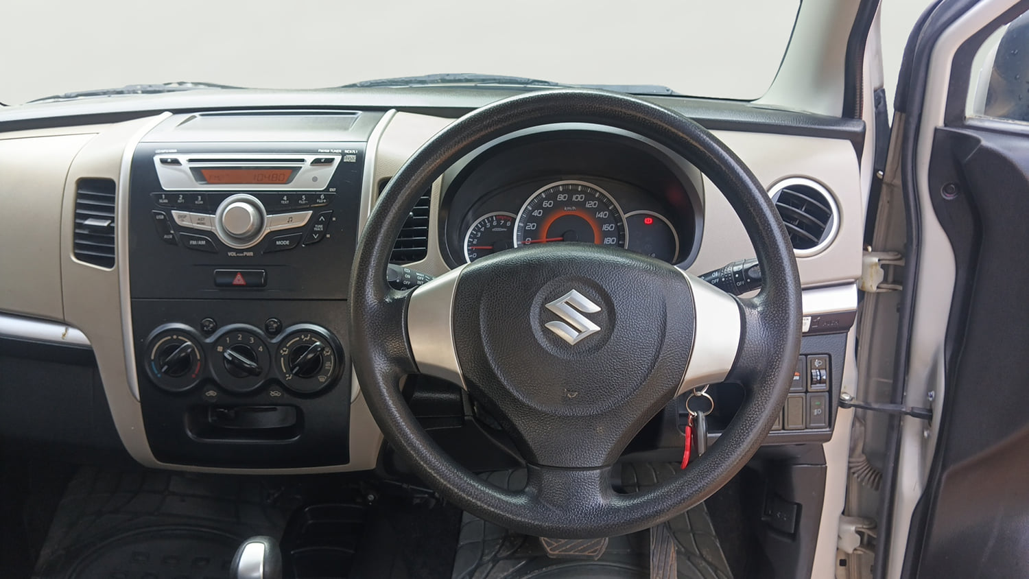 Used 2016 Maruti Suzuki Wagon R 1.0 VXI AMT Petrol Automatic interior STEERING VIEW