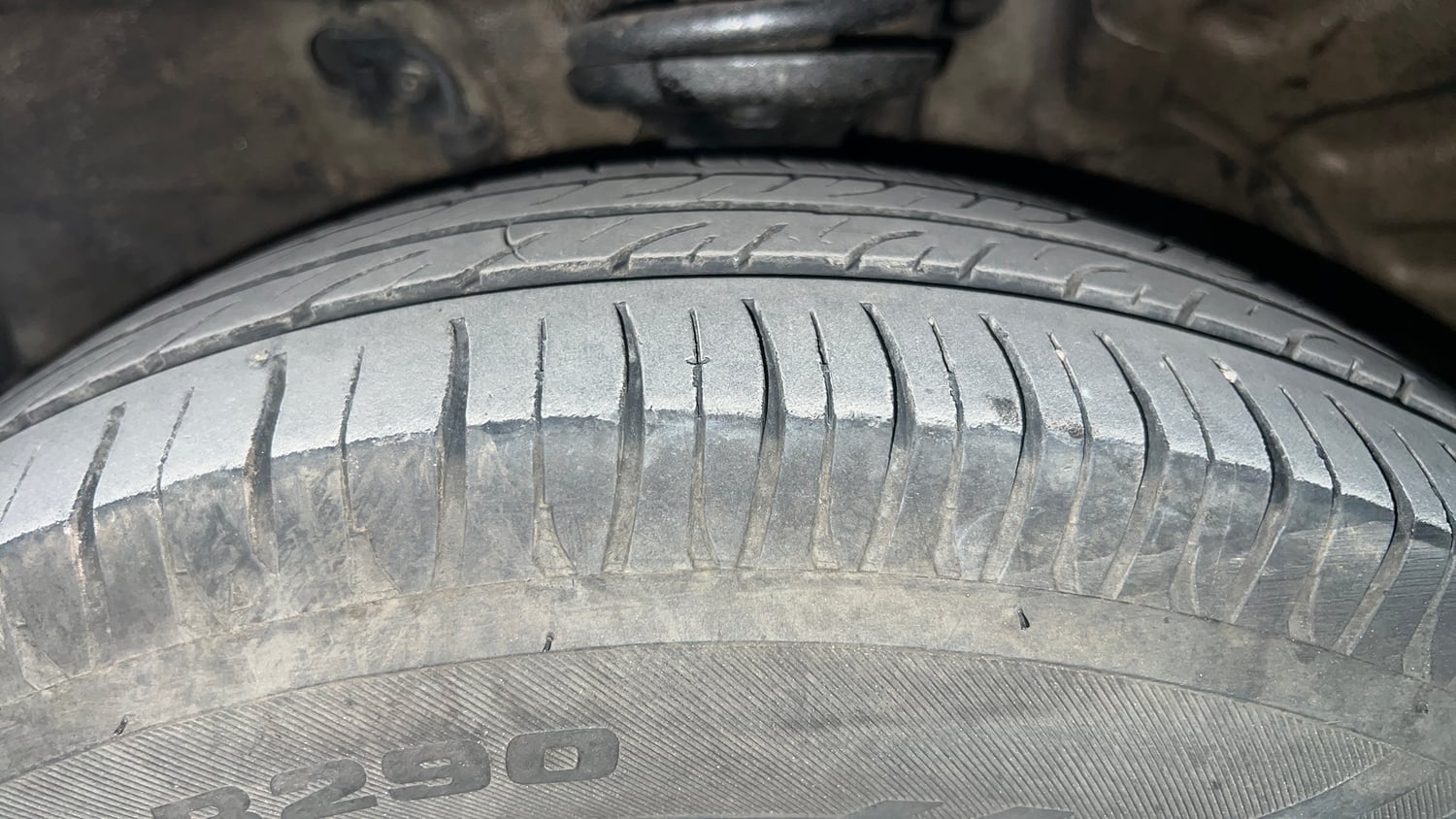 Used 2017 Maruti Suzuki Wagon R VXI Petrol Manual tyres LEFT FRONT TYRE TREAD VIEW