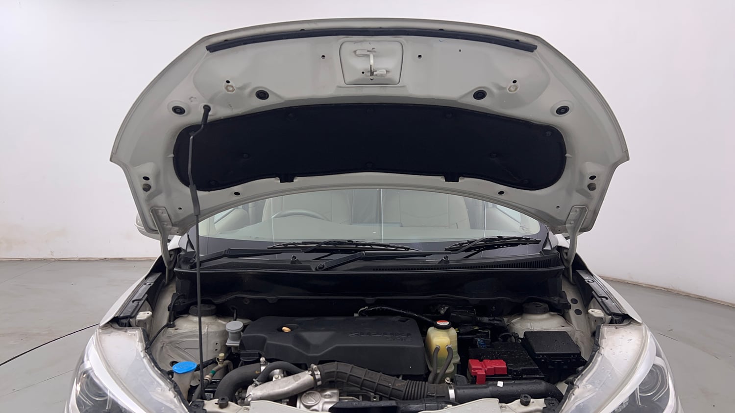 Used 2019 Maruti Suzuki Ertiga ZDi Plus 1.5 Diesel Diesel Manual engine ENGINE & BONNET OPEN FRONT VIEW