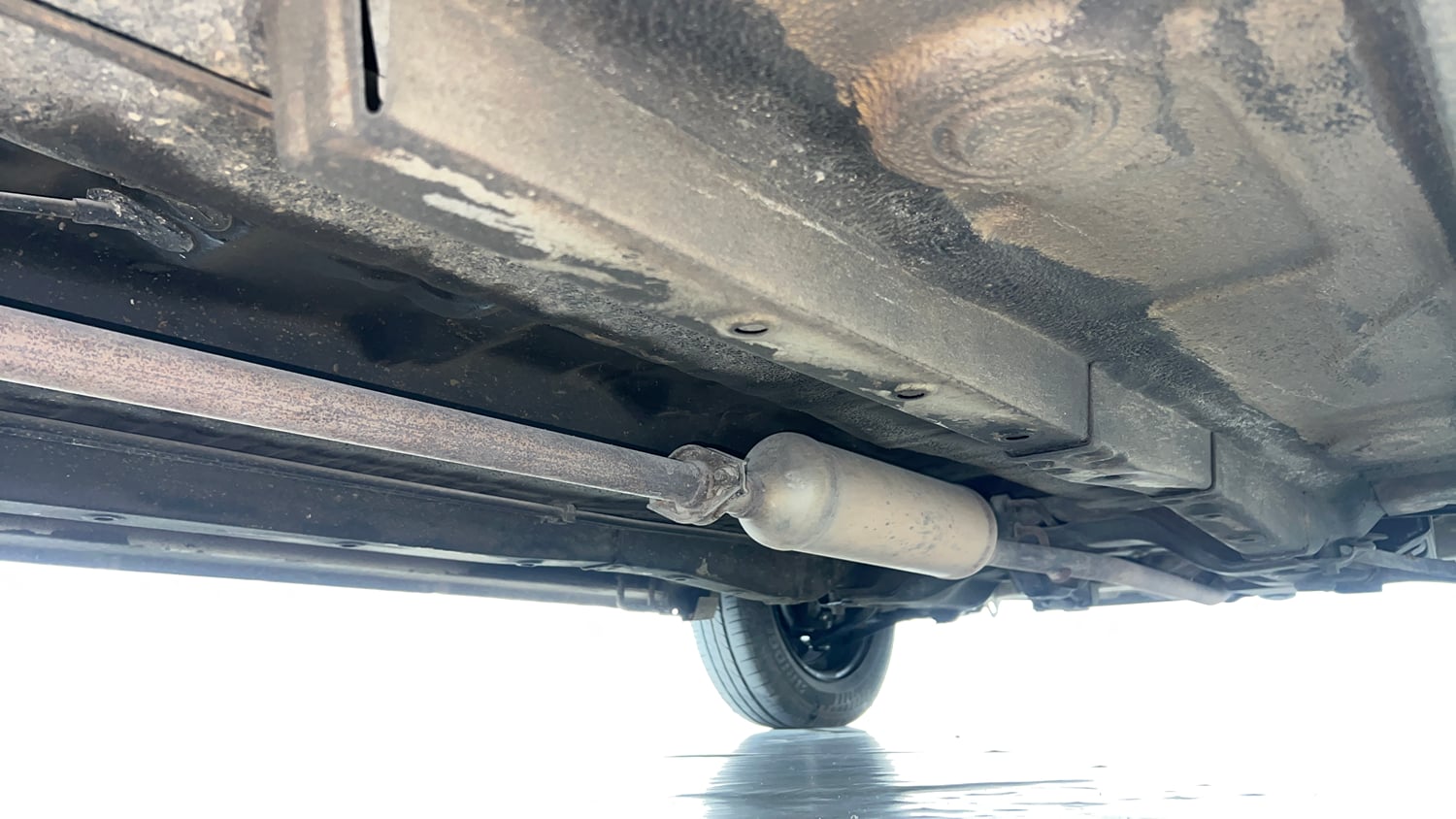 Used 2017 Maruti Suzuki Wagon R VXI Petrol Manual extra REAR RIGHT UNDERBODY VIEW