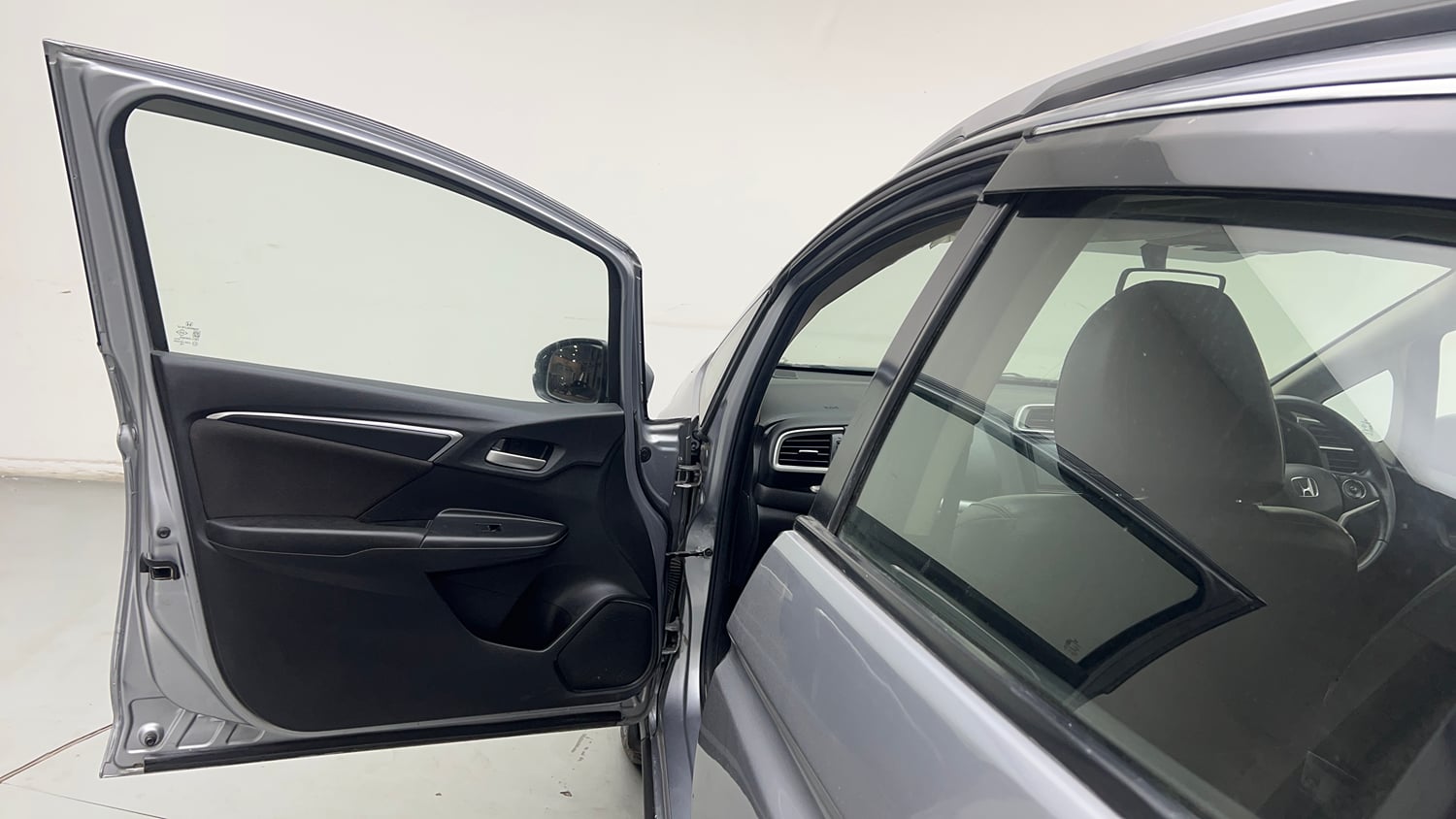 Used 2022 Honda WR-V VX MT Petrol Petrol Manual interior LEFT FRONT DOOR OPEN VIEW