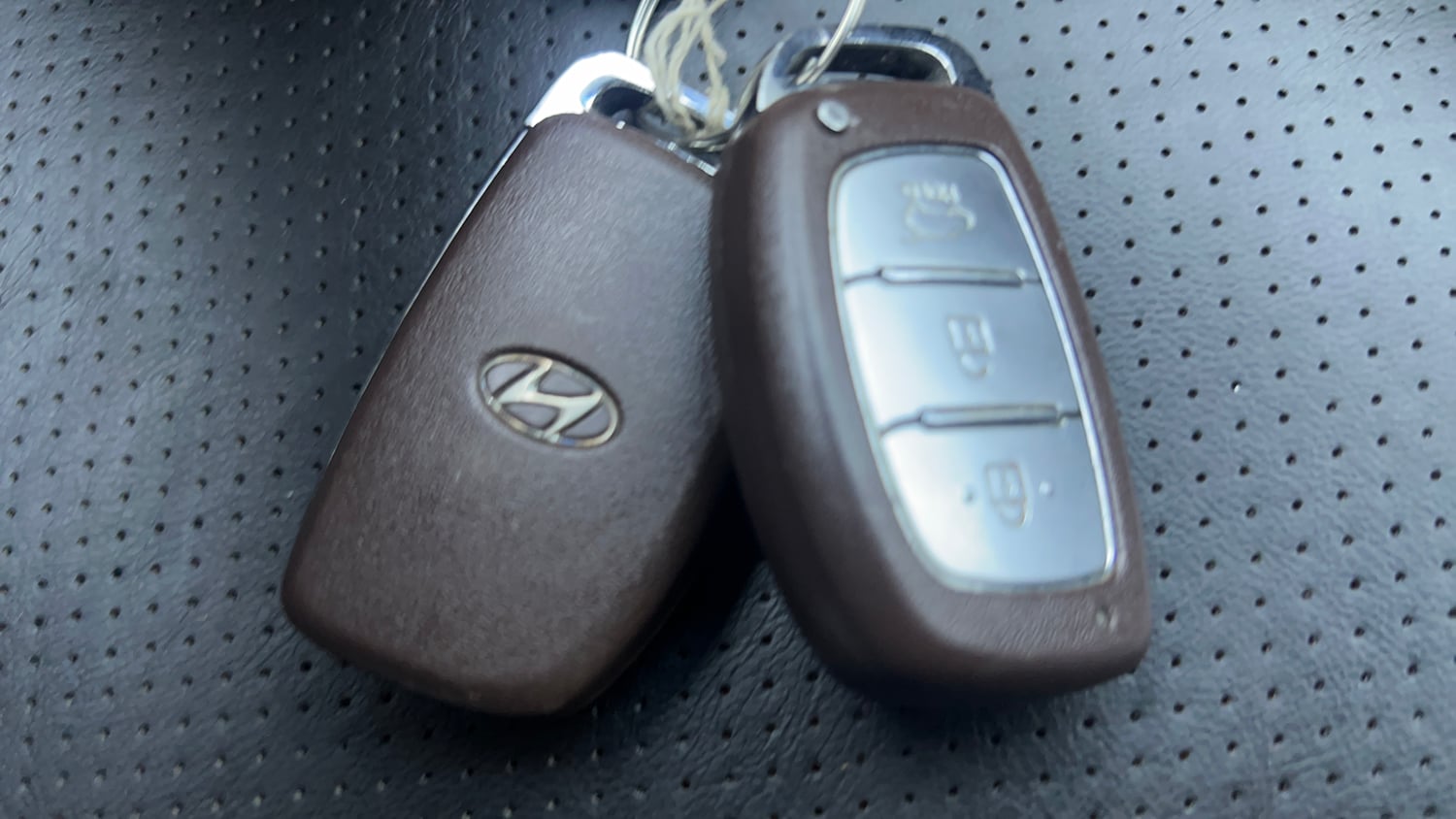 Used 2018 Hyundai Creta SX Plus 1.6 AT Petrol Petrol Automatic extra CAR KEY VIEW