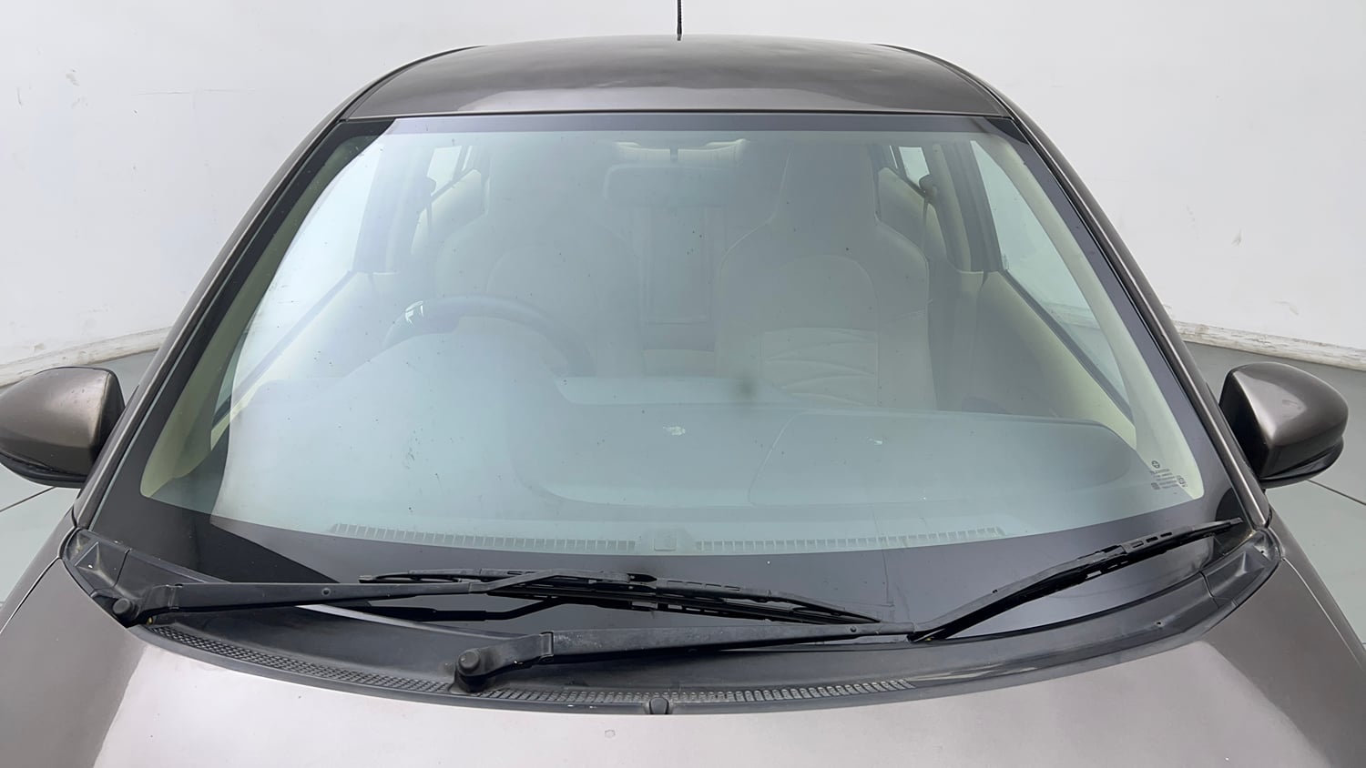 Used 2017 Honda Amaze 1.2 S i-VTEC Petrol Manual exterior FRONT WINDSHIELD VIEW