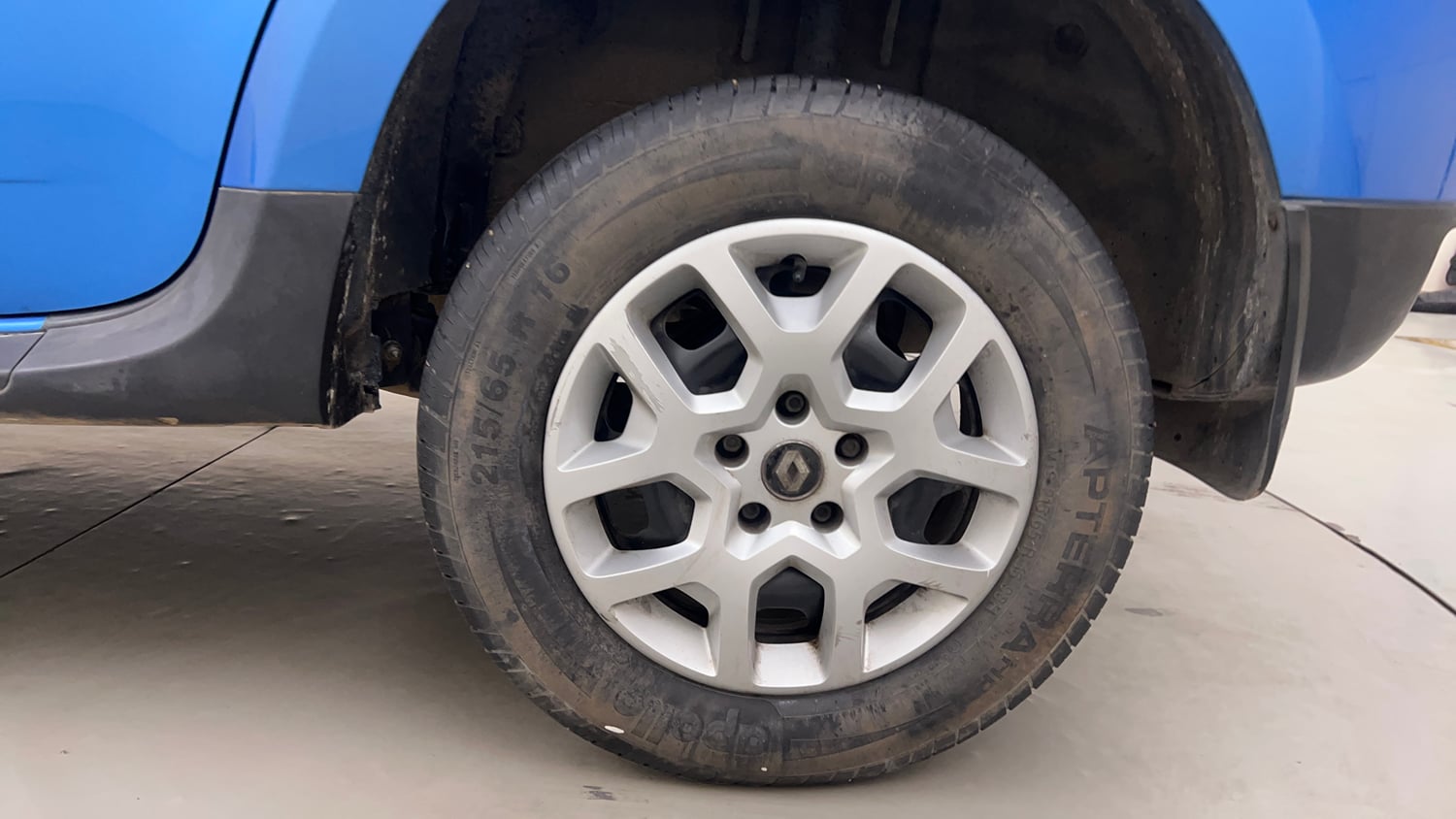 Used 2020 Renault Duster 110 PS RXS MT Diesel Diesel Manual tyres LEFT REAR TYRE RIM VIEW