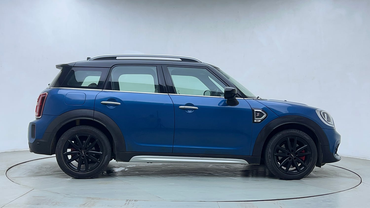 Used 2021 Mini Countryman Cooper S JCW Inspired Petrol Automatic exterior RIGHT SIDE VIEW