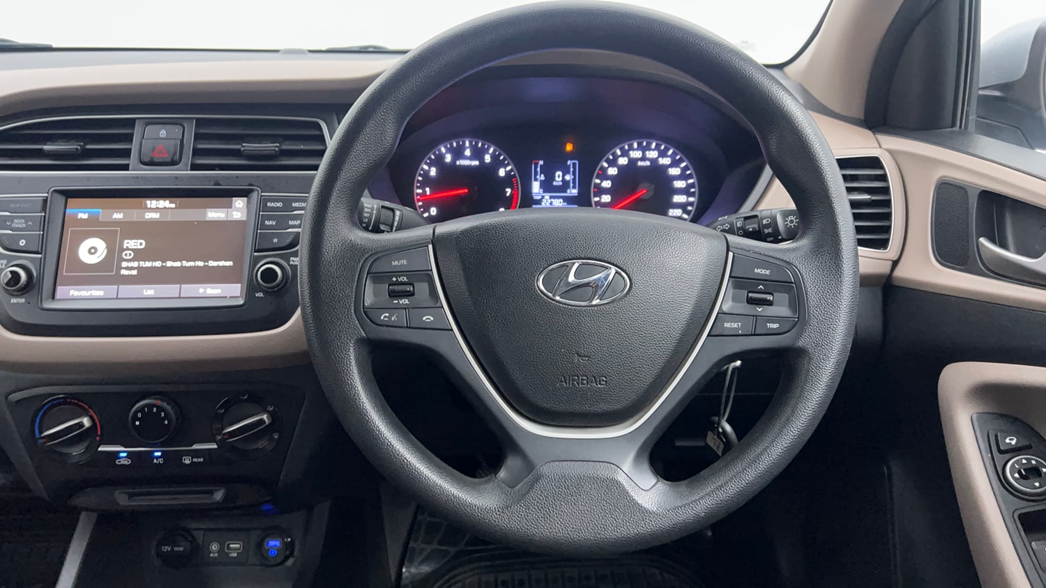 Used 2019 Hyundai Elite i20 Sportz Plus 1.2 Petrol Manual interior STEERING VIEW
