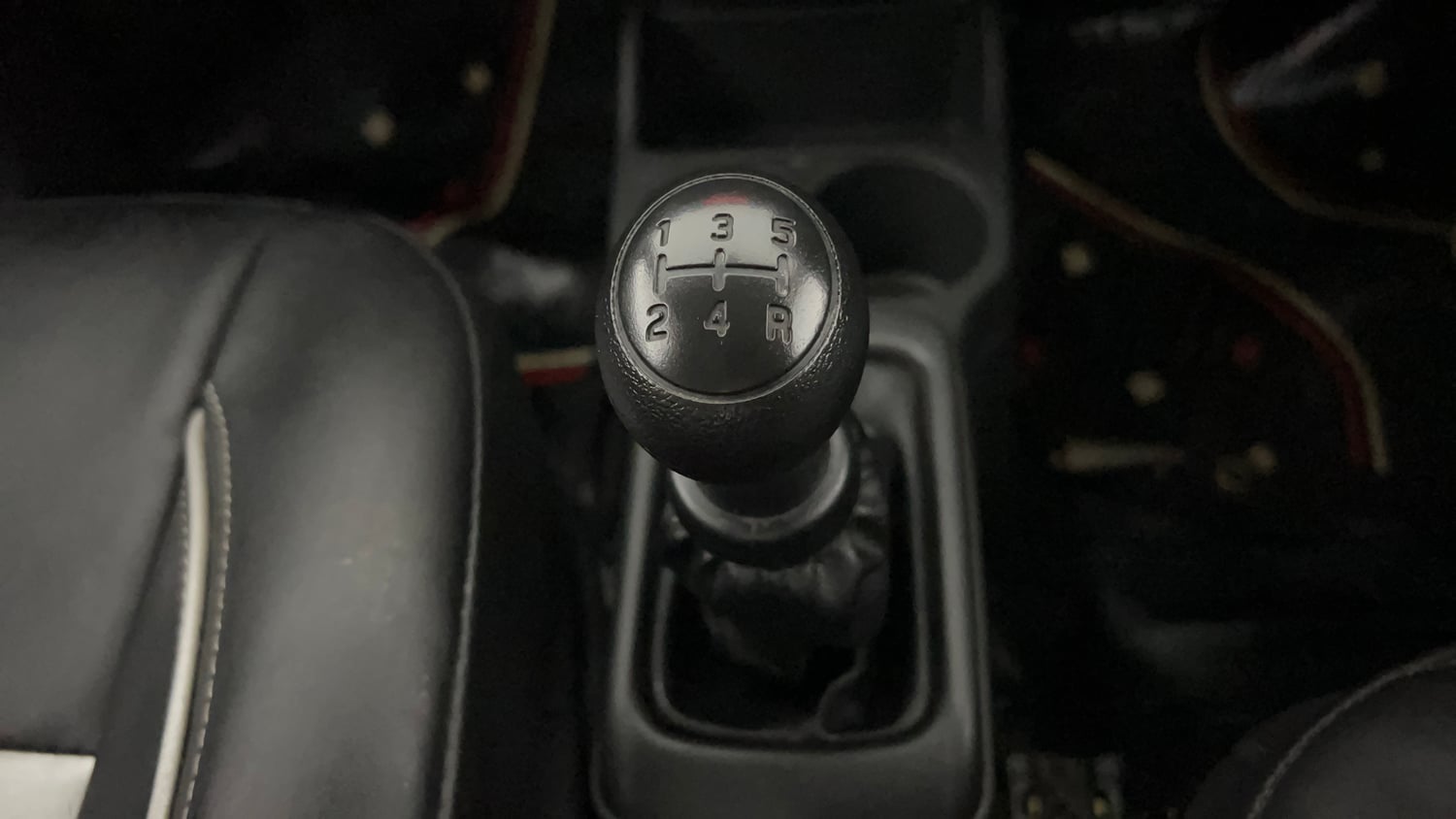 Used 2024 Maruti Suzuki Alto K10 VXi Petrol Manual interior GEAR  KNOB VIEW
