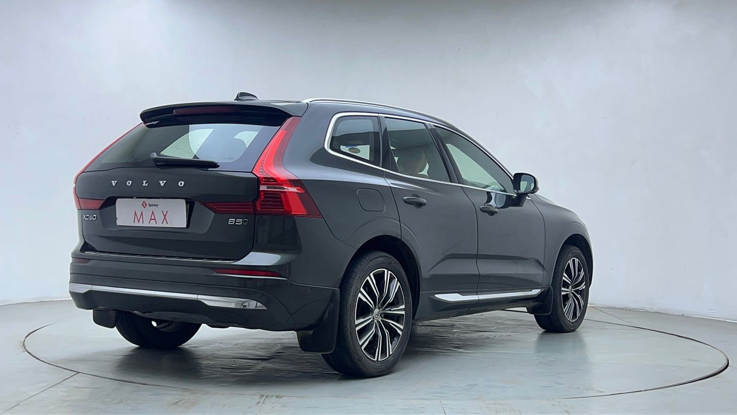 Used 2022 Volvo XC60 B5 Ultimate Petrol Automatic exterior RIGHT REAR CORNER VIEW