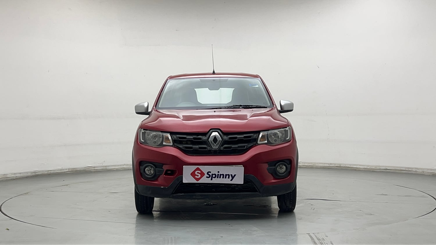 Used 2017 Renault Kwid 1.0 RXT Petrol Manual exterior FRONT VIEW