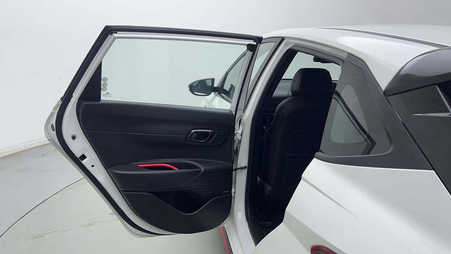 Used 2023 Hyundai i20 N Line N8 1.0 Turbo iMT Petrol Manual interior LEFT REAR DOOR OPEN VIEW