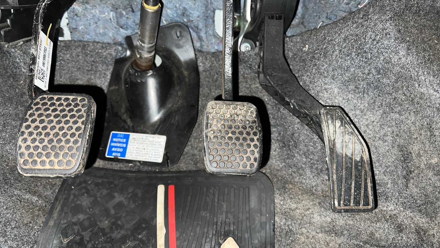 Used 2021 Maruti Suzuki Alto 800 VXi Petrol Manual interior PEDALS VIEW