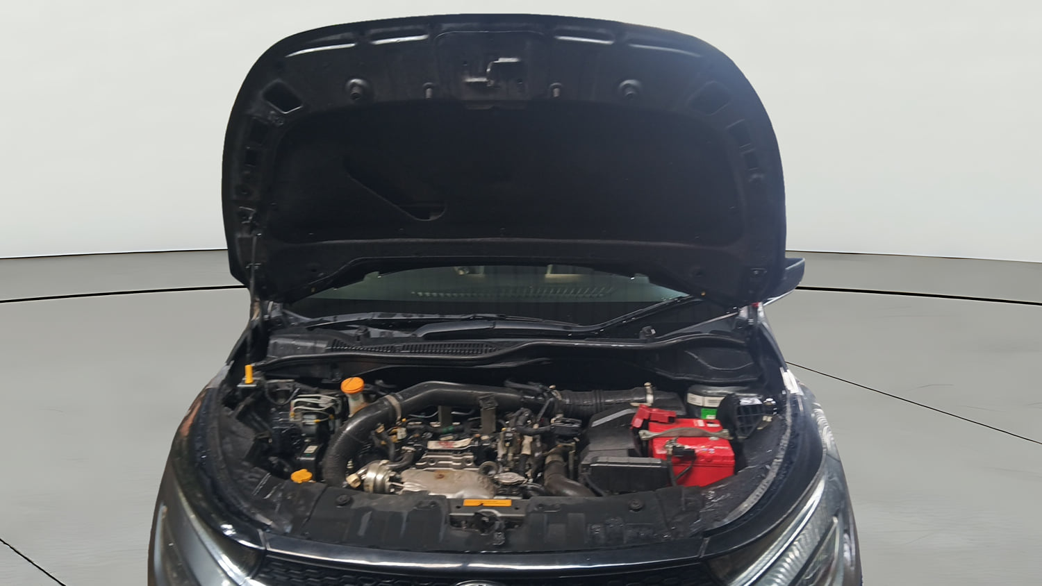 Used 2022 Tata Altroz XZ Plus i-Turbo Petrol Petrol Manual engine ENGINE & BONNET OPEN FRONT VIEW