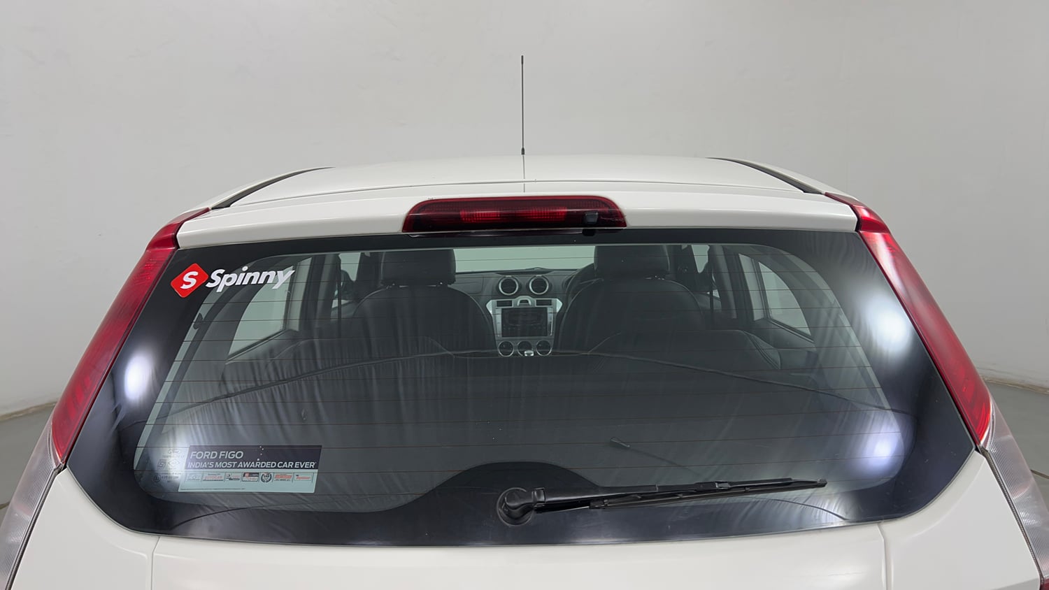 Used 2015 Ford Figo Duratec Petrol Titanium 1.2 Petrol Manual exterior BACK WINDSHIELD VIEW