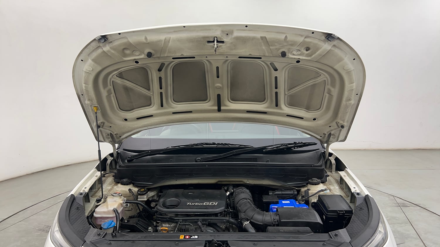 Used 2019 Hyundai Venue SX Plus 1.0 Turbo DCT Petrol Automatic engine ENGINE & BONNET OPEN FRONT VIEW