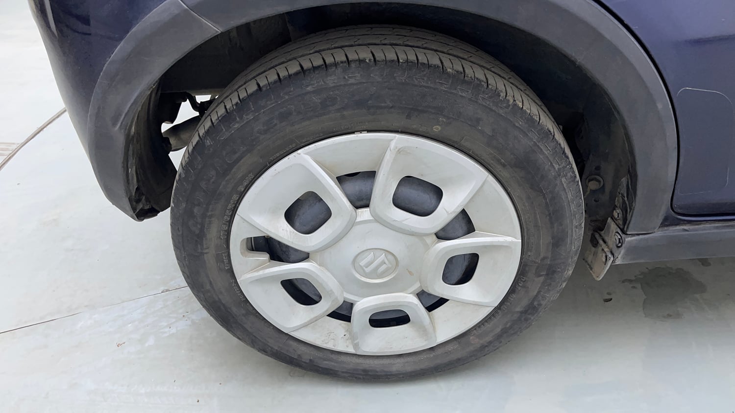 Used 2024 Maruti Suzuki Ignis Delta 1.2 MT Petrol Manual tyres RIGHT REAR TYRE RIM VIEW